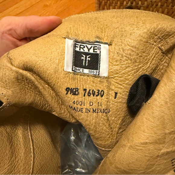 FRYE Melissa Button Back Zip Snap Leather boots - Picture 6 of 12